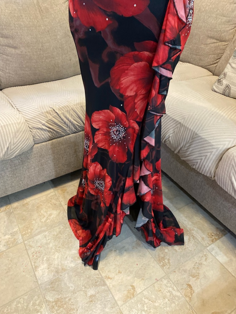 New Windsor Women Small floral mermaid dress ,red poppy-like with Rhinestones - Picture 8 of 12